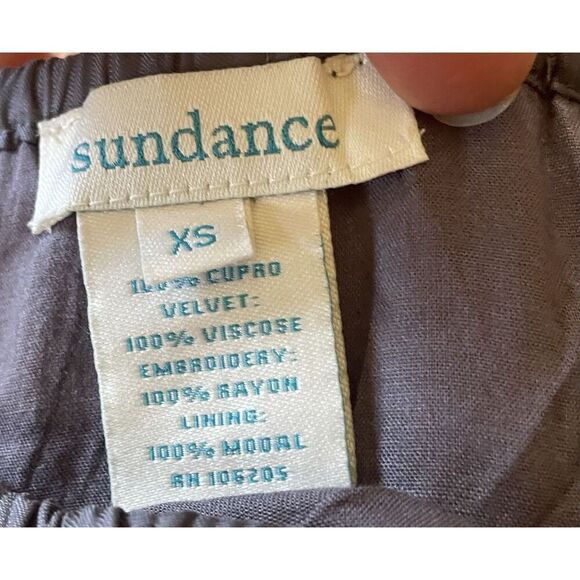 Sundance  Women’s 100 % CUPRO VELVET Boho embroidered Bell Sleeve Tunic XS - Picture 2 of 8